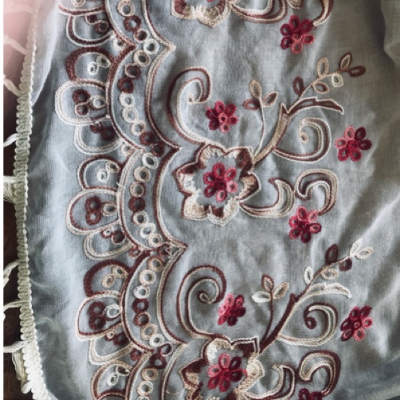 Embroidered Scarf/ Beach Cover Up/ Shawl - Picture 6 of 7